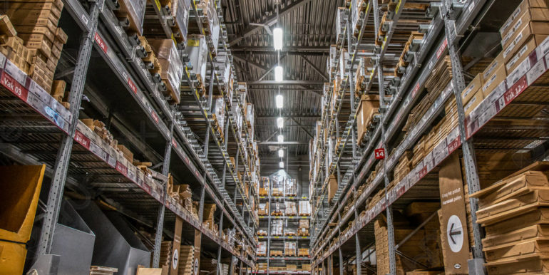 high-storage-scaffolding-warehouse-2189345