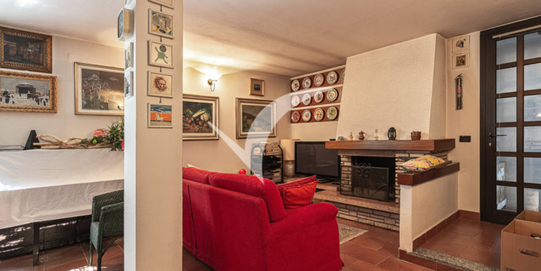 2022_07_01_VendoCasa_Vimercate_via_monteverdi15_017 (FILEminimizer)