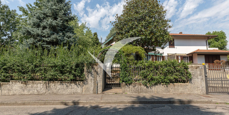 2022_07_01_VendoCasa_Vimercate_via_monteverdi15_024 (FILEminimizer)