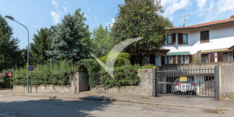 2022_07_01_VendoCasa_Vimercate_via_monteverdi15_025 (FILEminimizer)