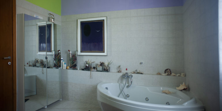 Home Buyer - villa singola a Burago Molgora