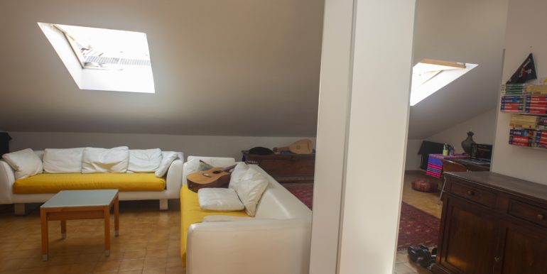 Home Buyer - villa singola a Burago Molgora