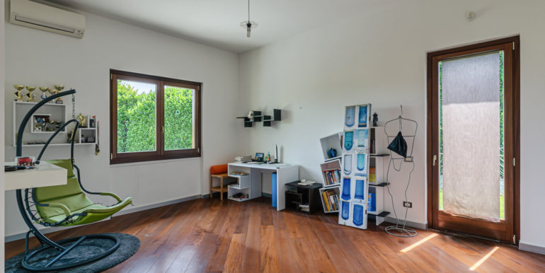 2023_06_21_VendoCasa_Busnago_via_delle_betulle_26_020 (FILEminimizer)