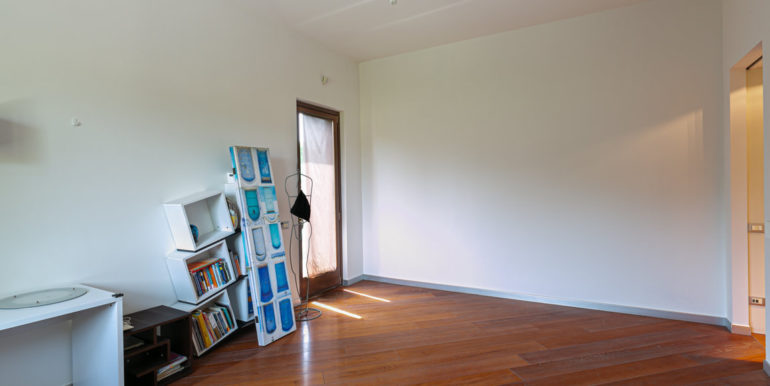 2023_06_21_VendoCasa_Busnago_via_delle_betulle_26_021 (FILEminimizer)