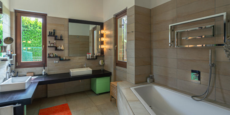 2023_06_21_VendoCasa_Busnago_via_delle_betulle_26_026 (FILEminimizer)