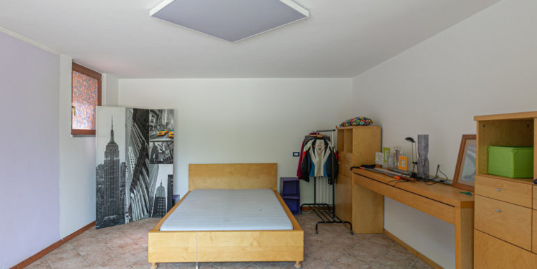 2023_06_21_VendoCasa_Busnago_via_delle_betulle_26_035 (FILEminimizer)