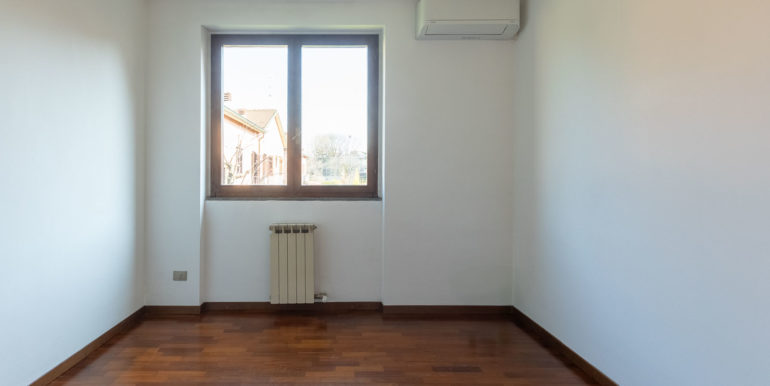 Appartamento via vasco pratolini 23 vimercate_18_23