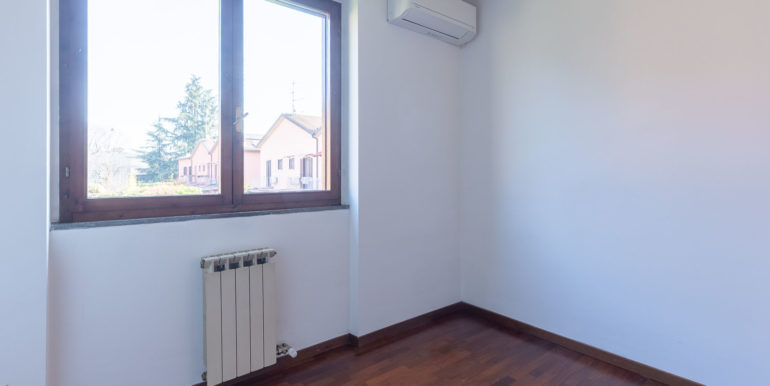 Appartamento via vasco pratolini 23 vimercate_18_24