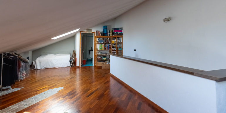 Appartamento via vasco pratolini 23 vimercate_18_36