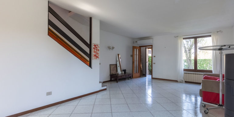 Appartamento via vasco pratolini 23 vimercate_18_5