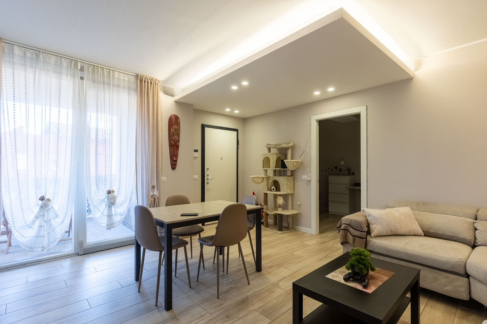 Carnate- quadrilocale con terrazzo