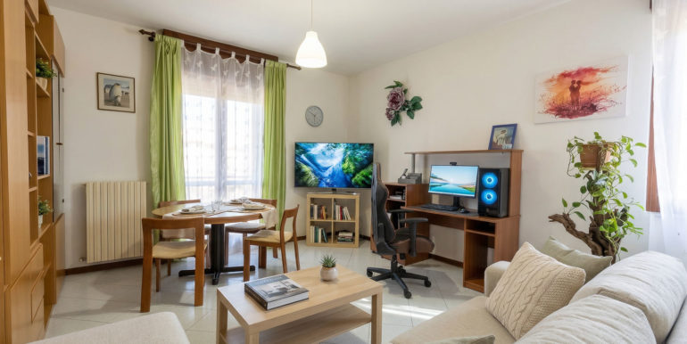 Appartamento Carnate via Premoli 39_2