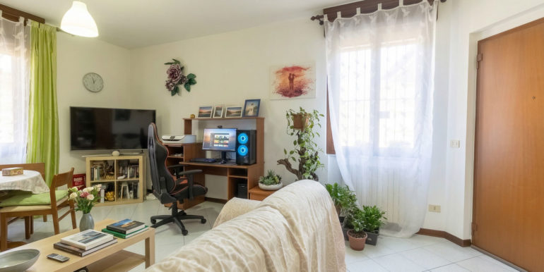 Appartamento Carnate via Premoli 39_3