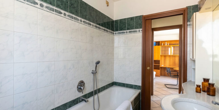 Appartamento Cesano Maderno Via istria 10_18