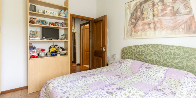 Villa Usmate Velate Via San Luigi 22 -22