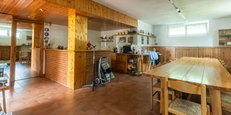 Villa Usmate Velate Via San Luigi 22 -27