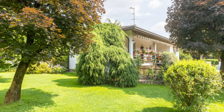 Villa Usmate Velate Via San Luigi 22 -38