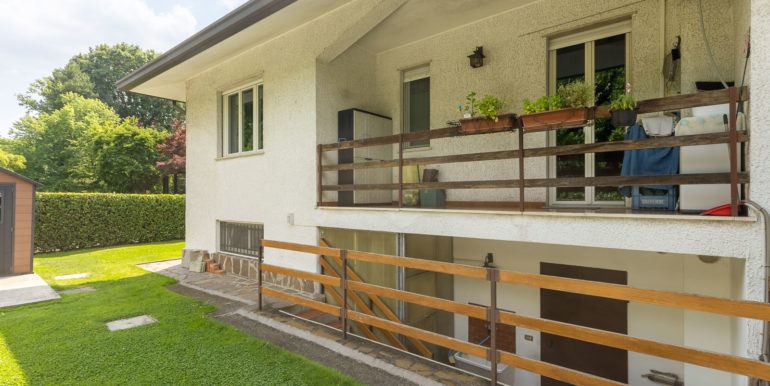Villa Usmate Velate Via San Luigi 22 -46