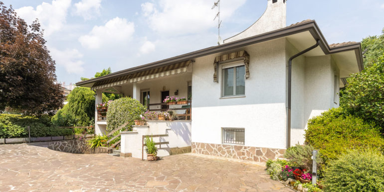 Villa Usmate Velate Via San Luigi 22 -52