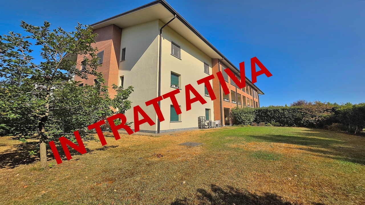 Vimercate -Quadrilocale con giardino