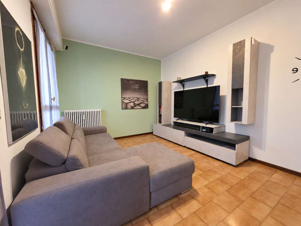 Vimercate – Trilocale con cucina abitabile